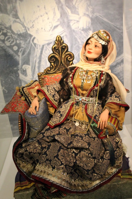 47 неделя   работа «Выставка кукол. Баку»  автор Markryl