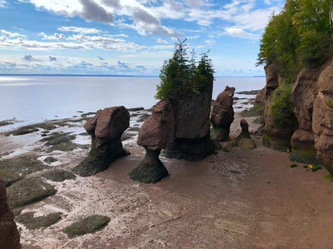 Скалы на курьих ножках