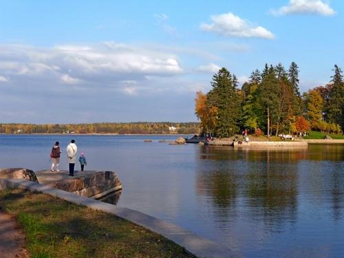 в Монрепо