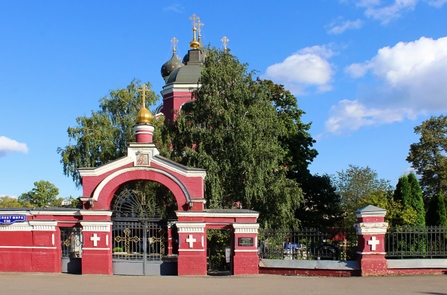 Москва,Тихвинская церковь