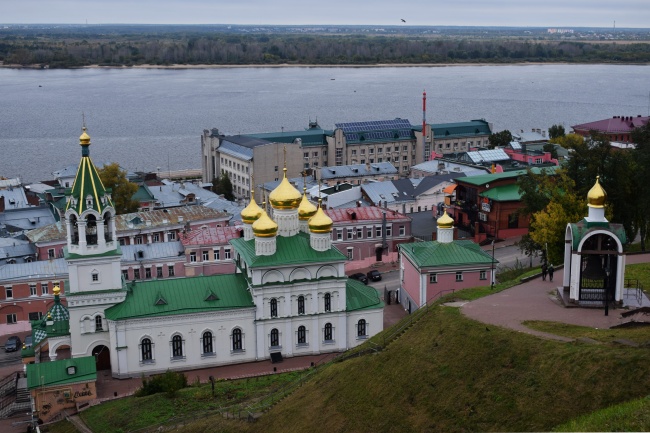 43 неделя  работа «Панорама Нижнего Новгорода от стен нижегородского кремля» автор Leskova Galina